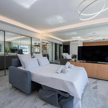 Spacious 1-br With Terrace Heart Of דירה קאן