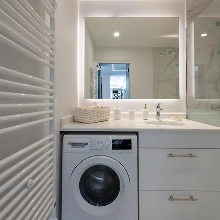 דירה Spacious 1-br With Terrace Heart Of