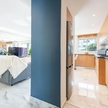 Spacious 1-br With Terrace Heart Of *