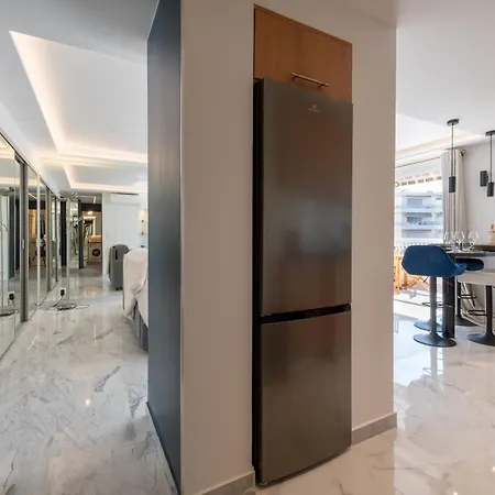 Spacious 1-br With Terrace Heart Of דירה קאן
