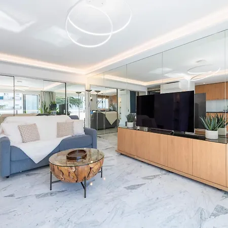 Spacious 1-br With Terrace Heart Of *