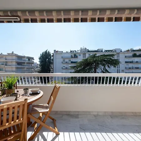 דירה Spacious 1-br With Terrace Heart Of *